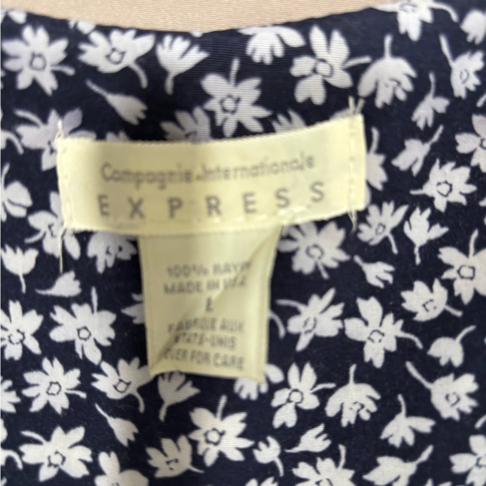 Romper - Picture 4 of 7